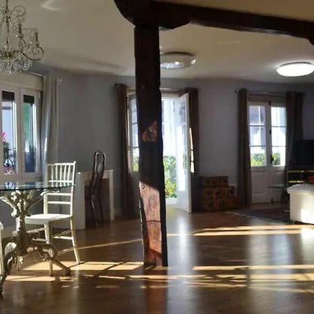 Apartamento Adiskidetasuna Kalea