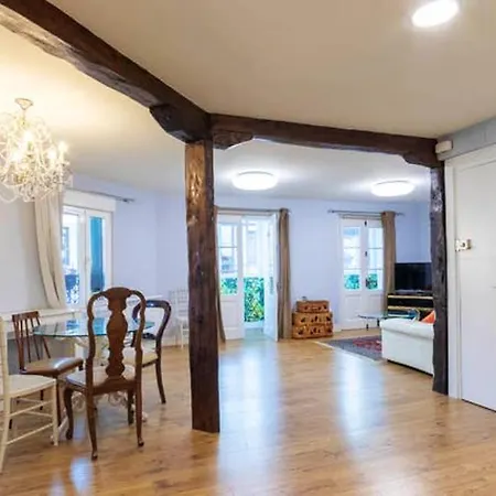 Apartamento Adiskidetasuna Kalea